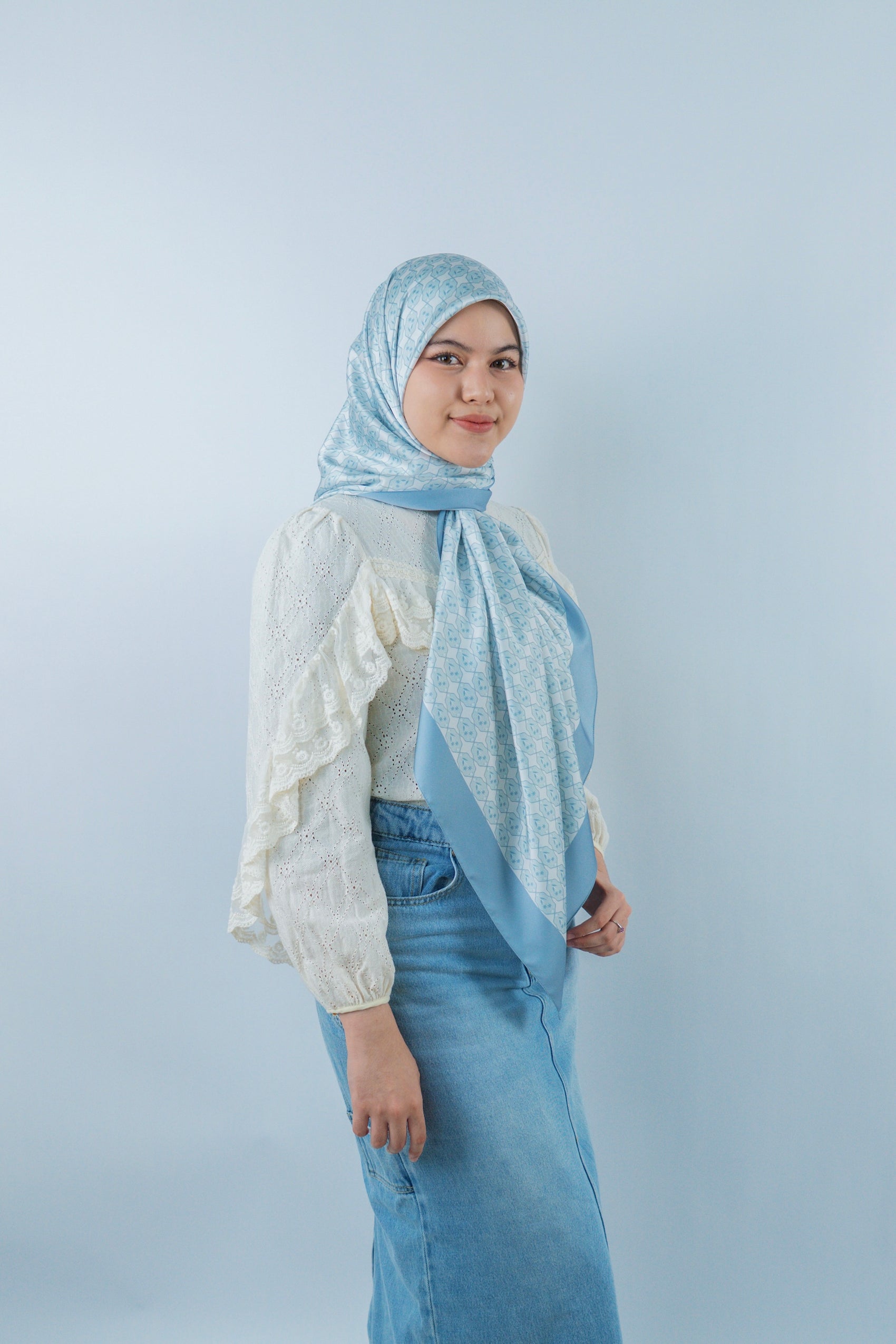 Dahulu Square (Blue)