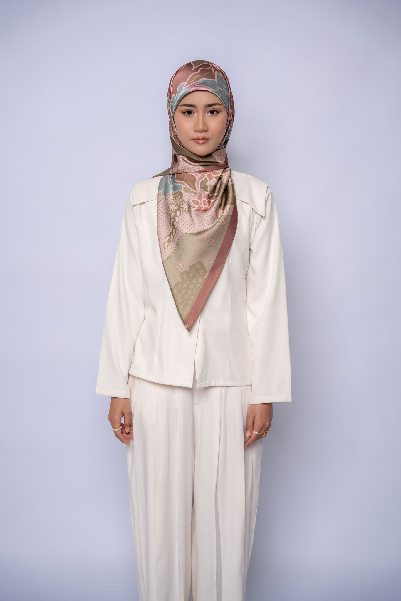 Batik Square (Teduh)