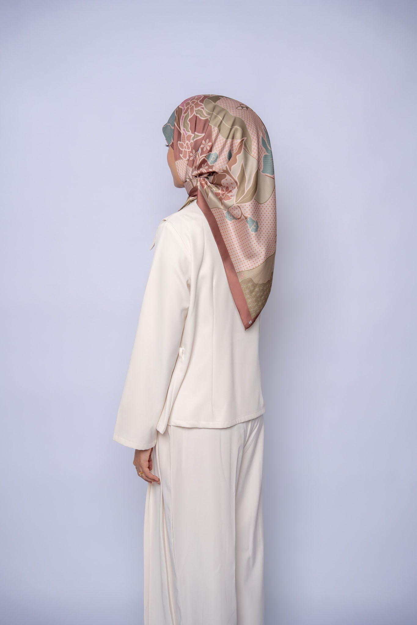 Batik Square (Teduh)