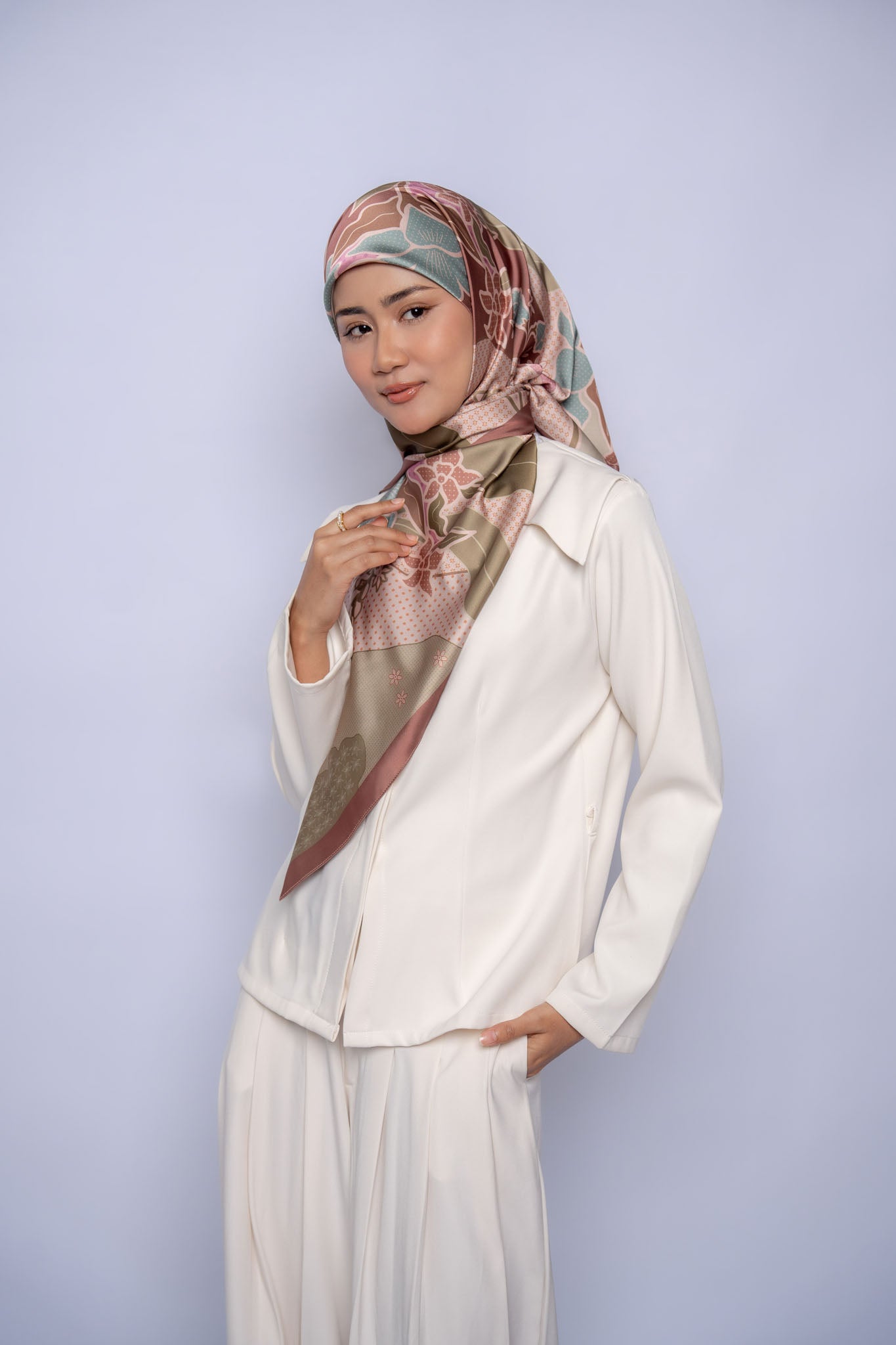 Batik Square (Teduh)