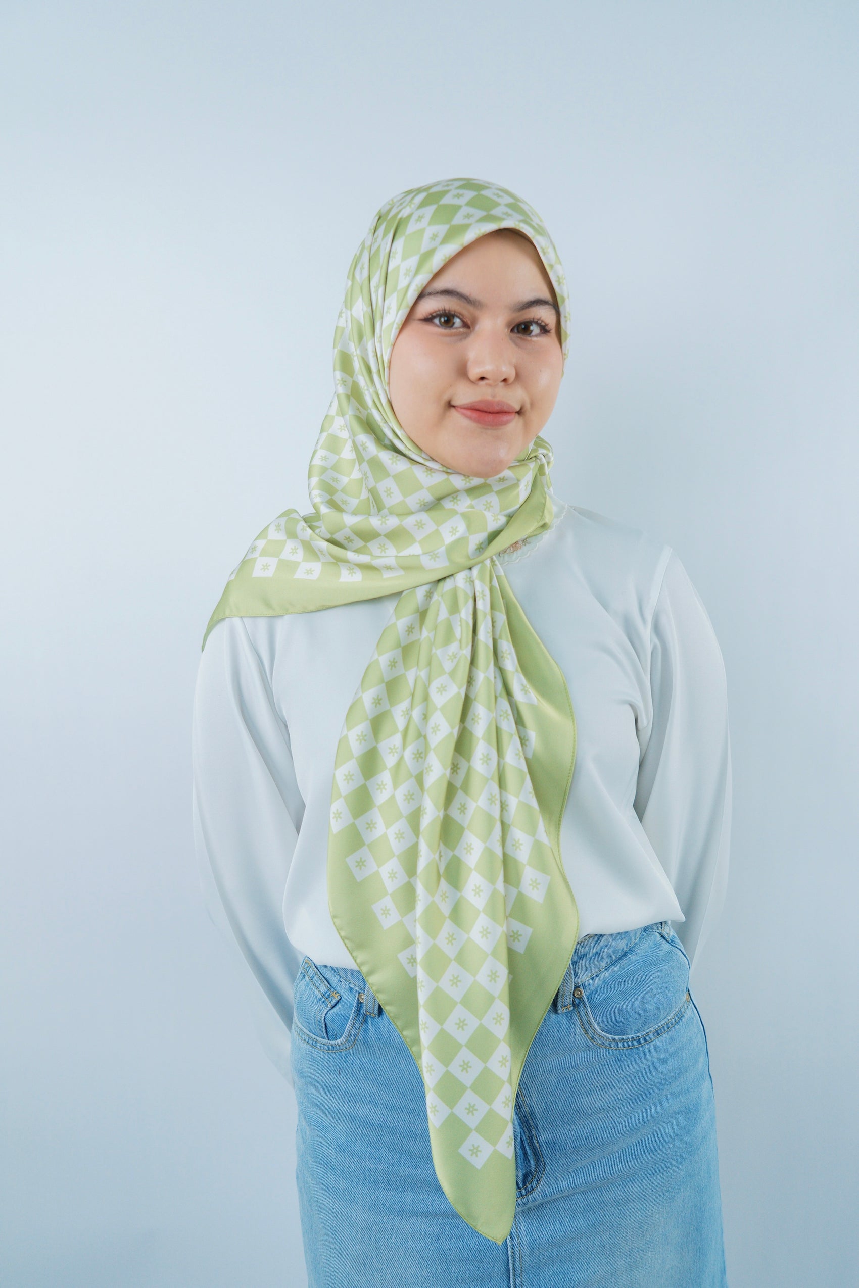 Monogram Square (Apple Green)