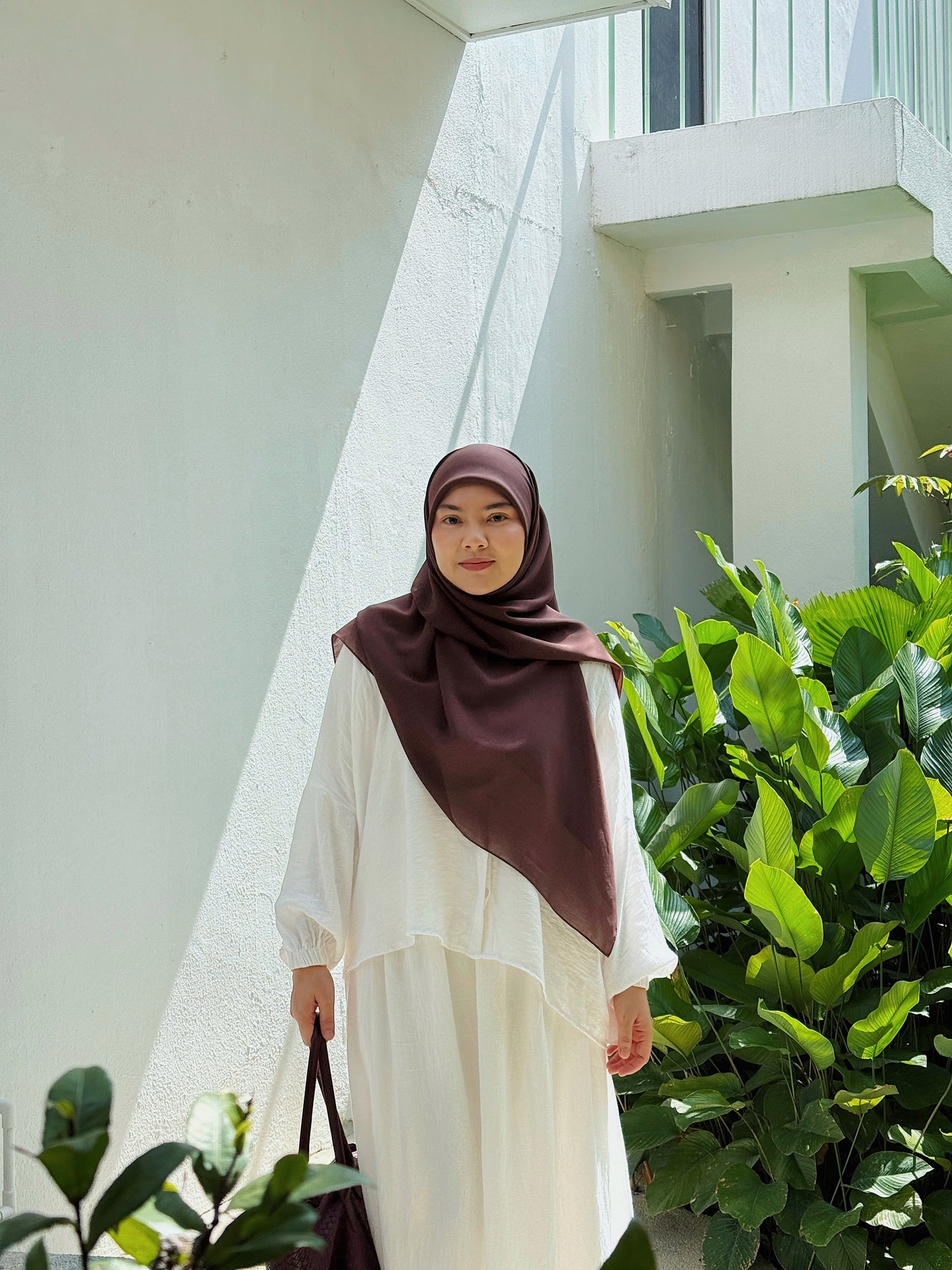 Biasa Chiffon Square (Dark Brown)