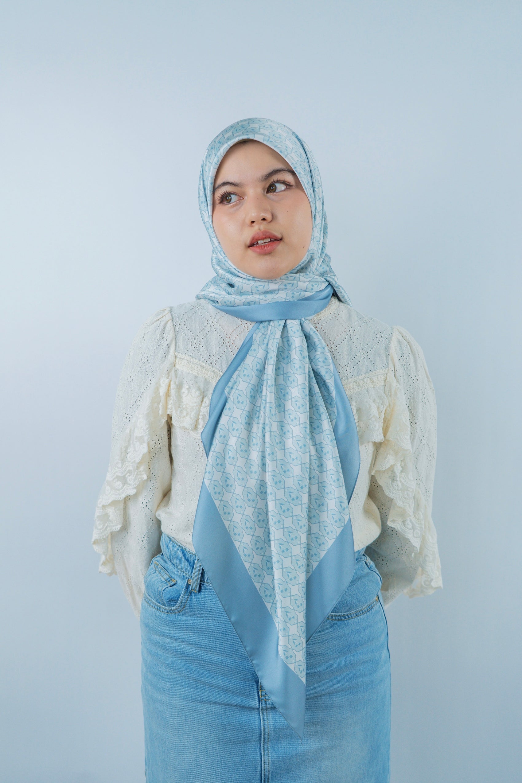 Dahulu Square (Blue)